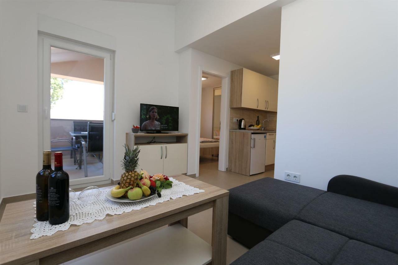 Apartments Maric-Hlapa Soline  Extérieur photo