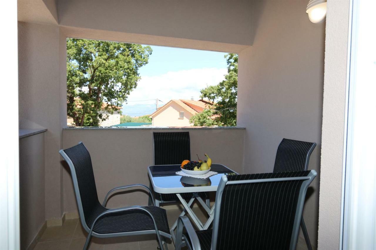 Apartments Maric-Hlapa Soline  Extérieur photo