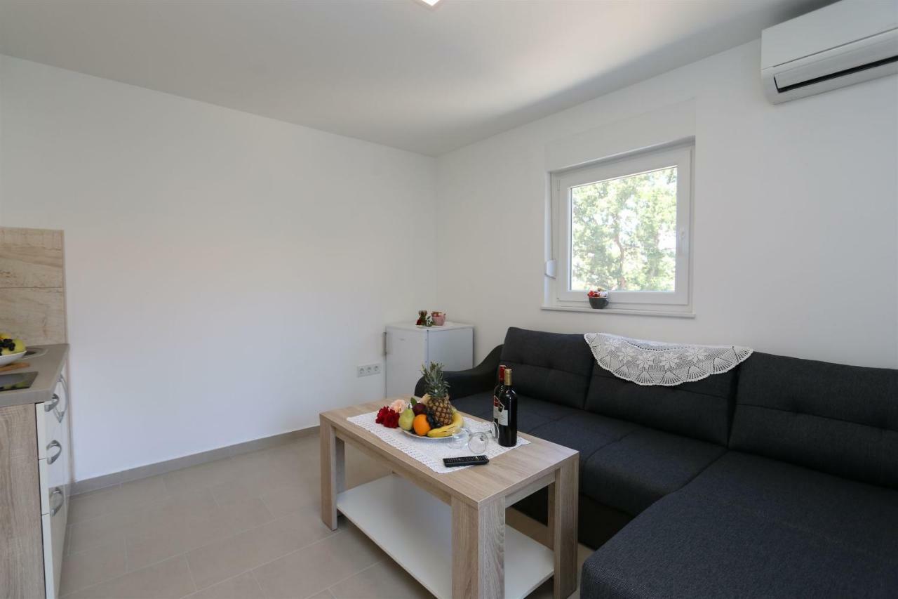 Apartments Maric-Hlapa Soline  Extérieur photo