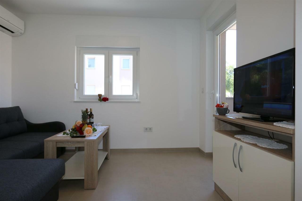 Apartments Maric-Hlapa Soline  Extérieur photo